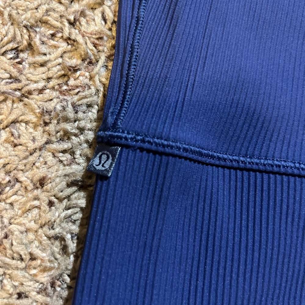 Lululemon Power Pivot Tank Everlux, Iron Blue, reversible front to back - Picture 8 of 9